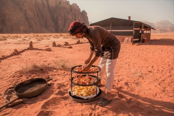 A Wadi Rum Camp and cooking experience