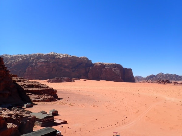 wadi rum bedouin camp tour