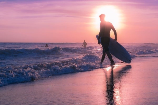 7 Best Canggu Surf Schools | ABrotherAroad.com