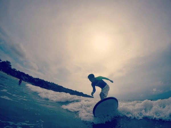 Surf lessons Canggu | ArotherAbroad.com