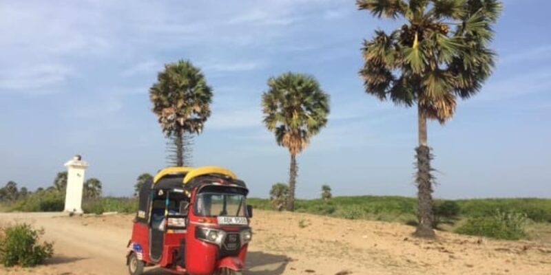 Three Wheels & Three weeks in Sri Lanka [Stories of Travel]