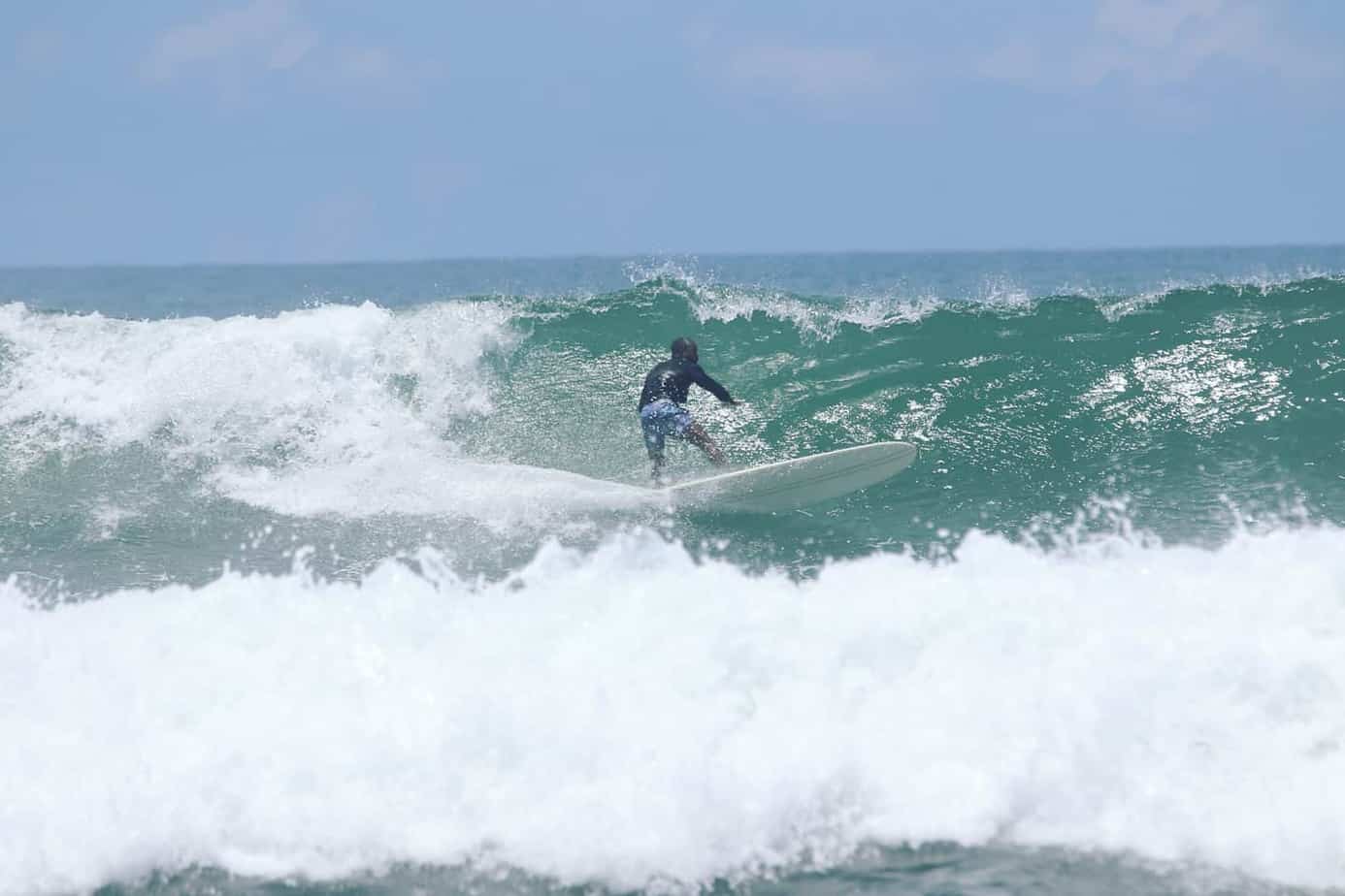 Body store surfing paddle