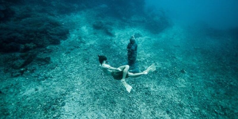 The Quick and Easy Freediving Manual: Breath Holding Techniques, Safety, and More