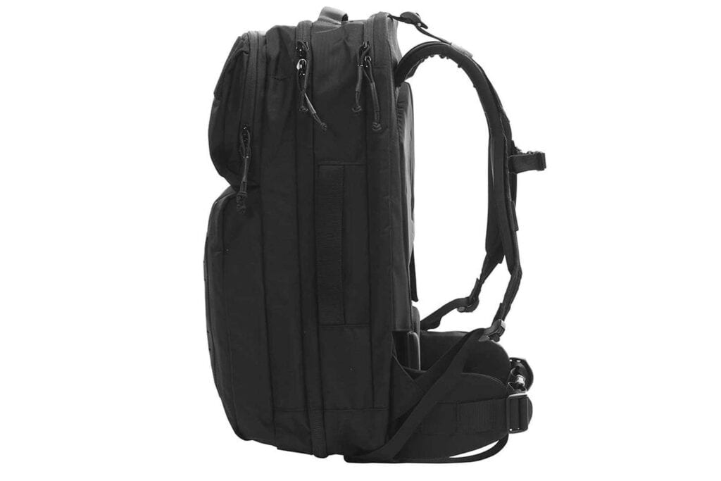 nomad travel tech bag