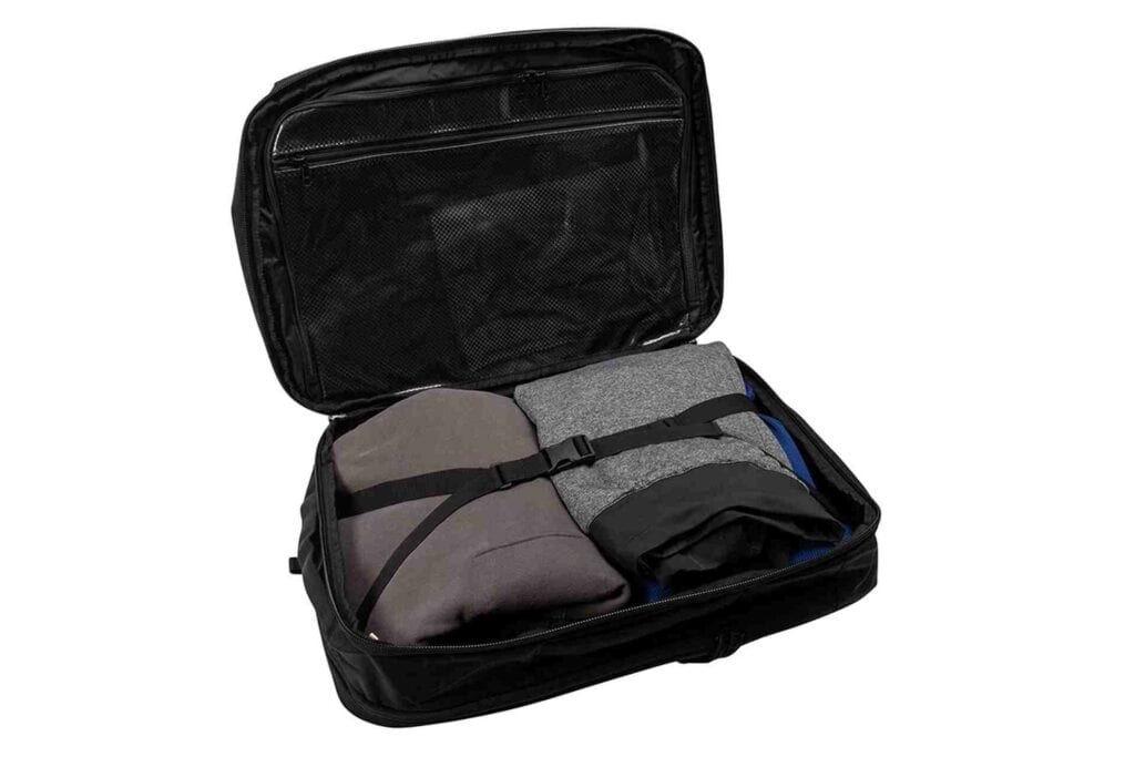 nomad travel tech bag